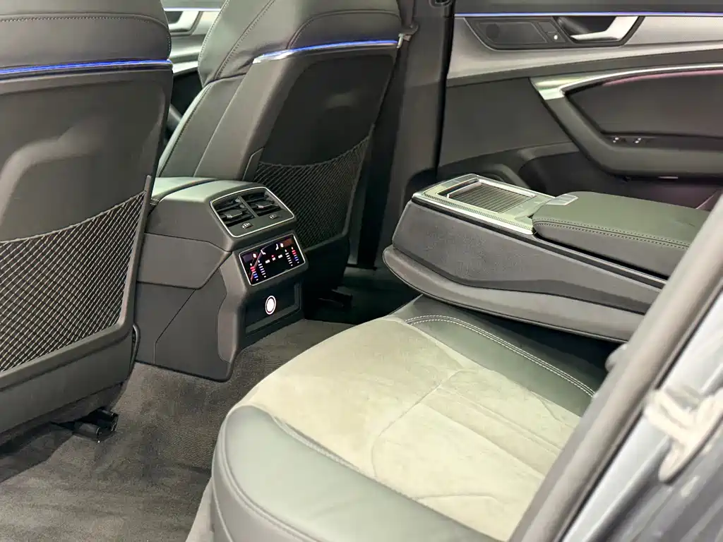 Audi A6L — миниатюра 19