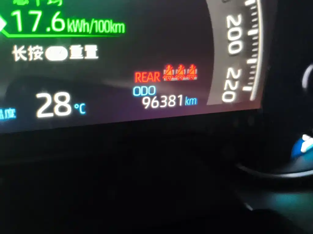 Toyota RAV4 Prime — миниатюра 13
