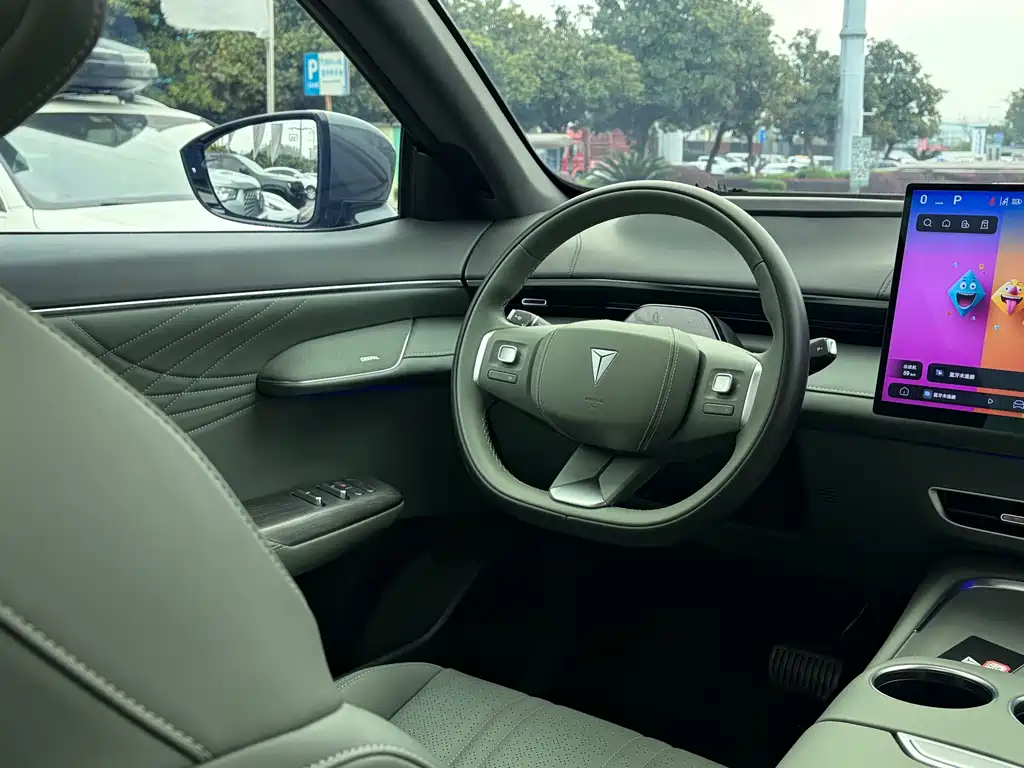 Changan Deepal DARK BLUE S07