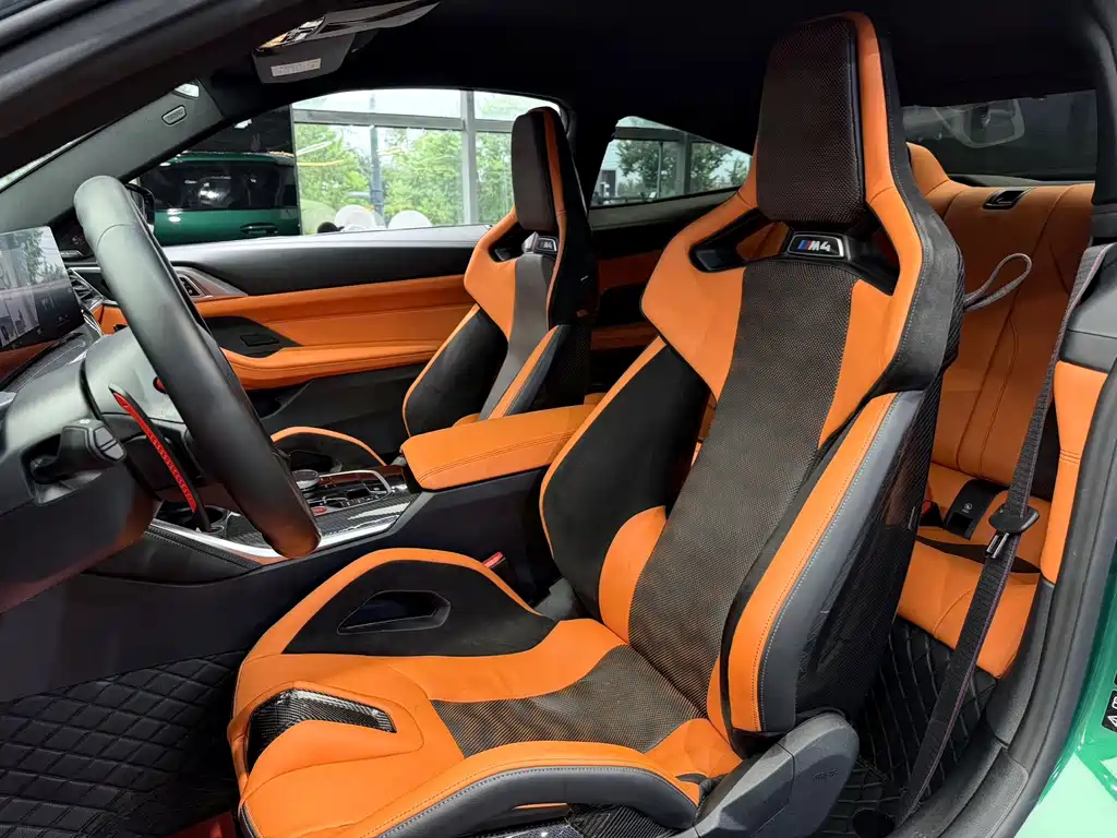 BMW M4 — миниатюра 8