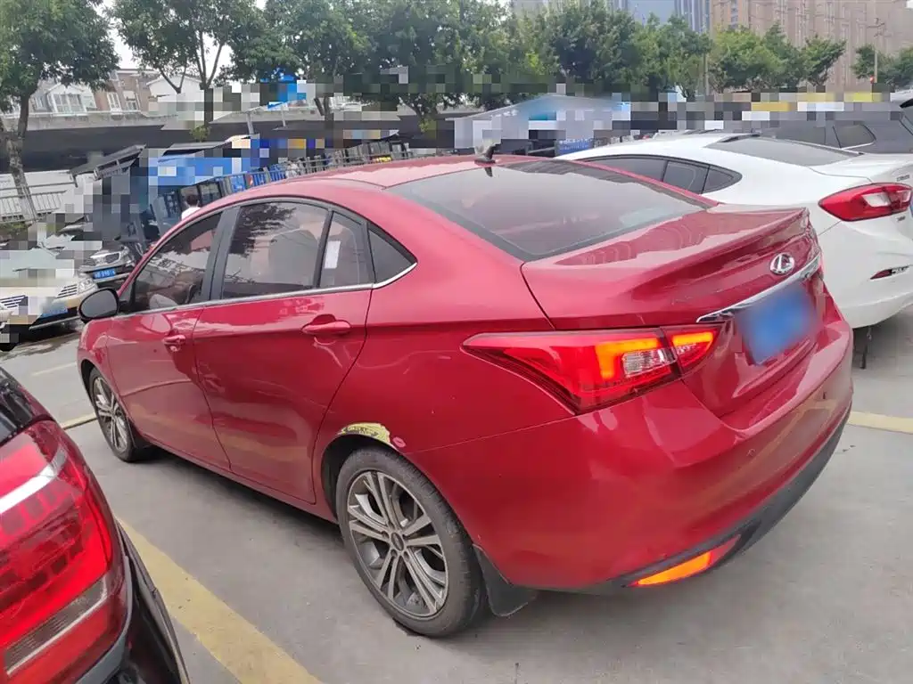 CHERY ARRIZO 5