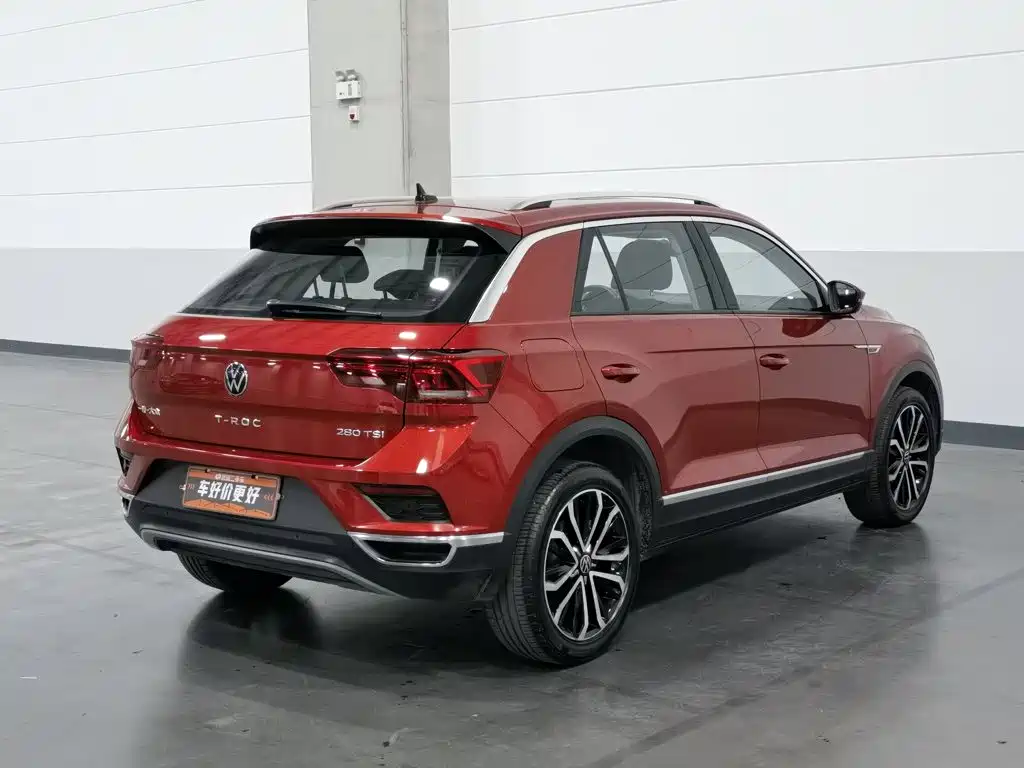 Volkswagen T-Roc — миниатюра 2
