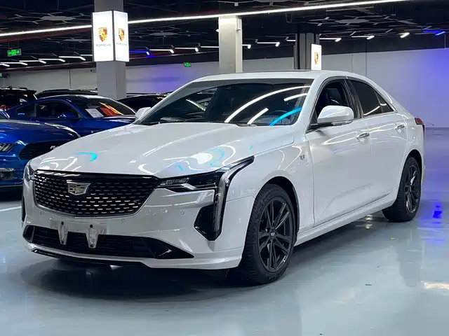 CADILLAC CT4