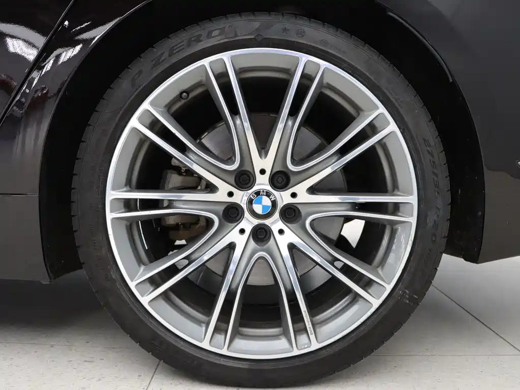 BMW 7 Series 7 2018 740Li xDrive Premium