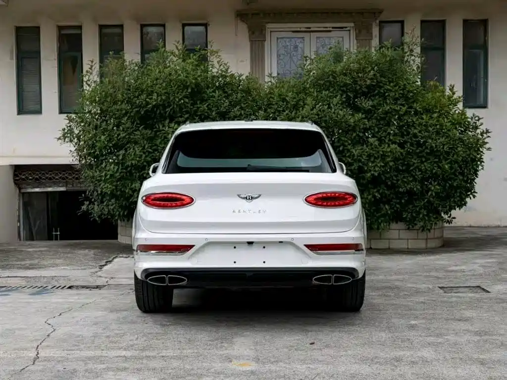 Bentley Bentayga 2024 4.0T V8