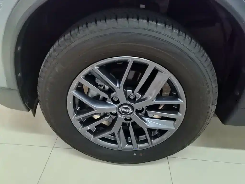 Nissan X-Trail — миниатюра 23