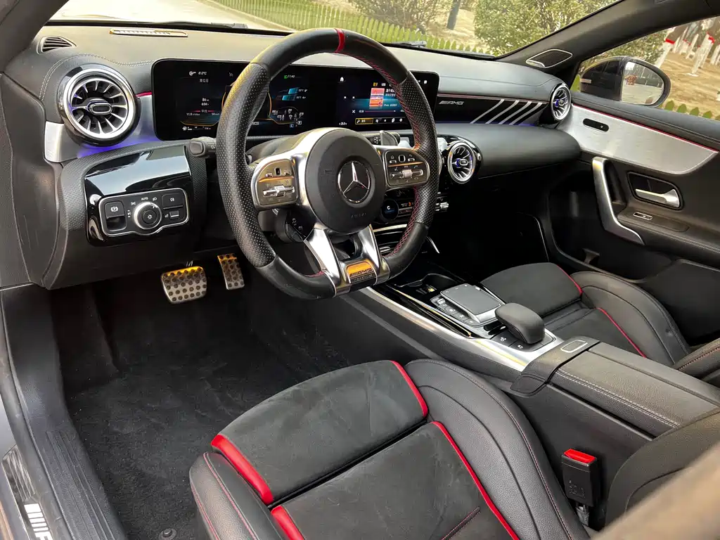 MERCEDES-BENZ A CLASS AMG