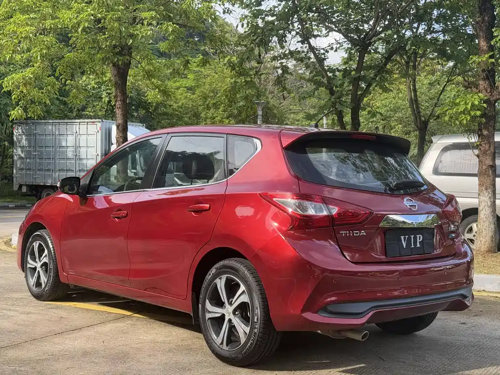 Nissan Tiida 2019 1.6L CVT VI