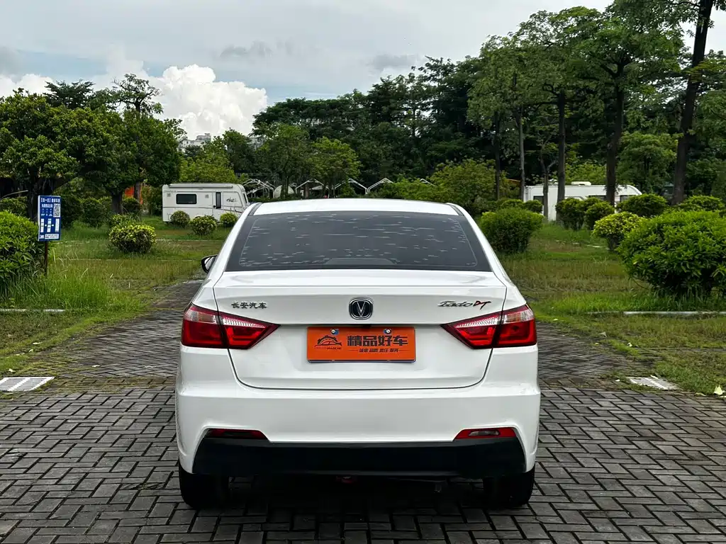 Changan Eado DT — миниатюра 14