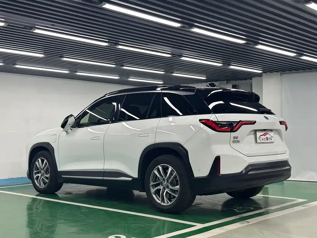 NIO NIO ES6