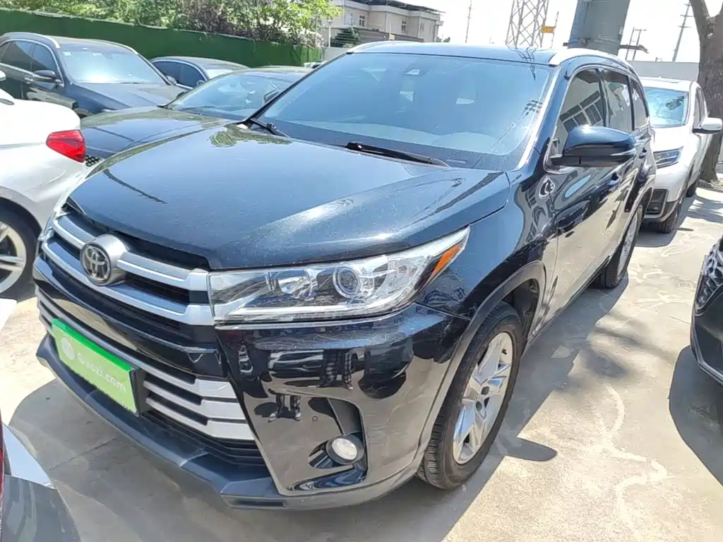 Toyota Highlander 2021