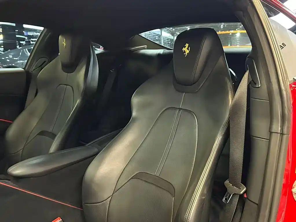 Ferrari Roma — миниатюра 6