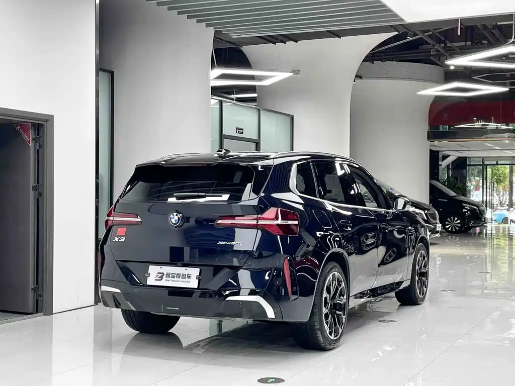 BMW X3 — миниатюра 13