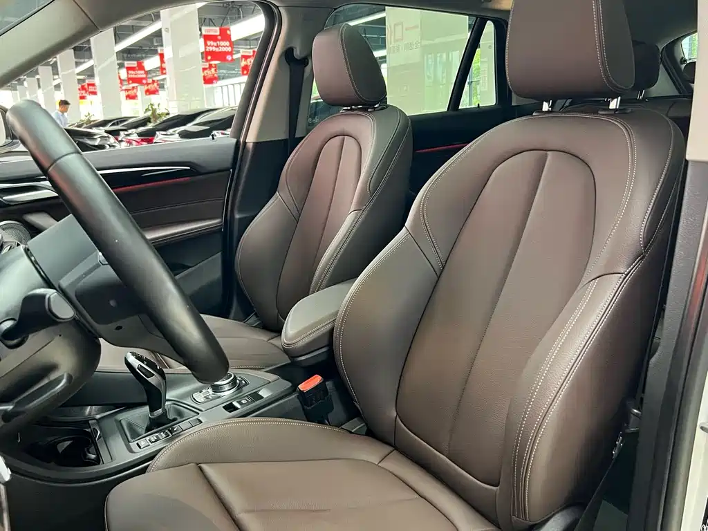 BMW X1 2022 sDrive25Li Lead