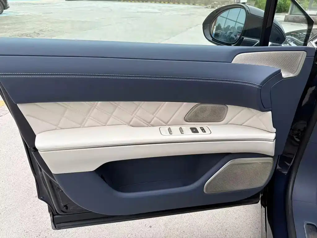 NIO ET9 — миниатюра 4