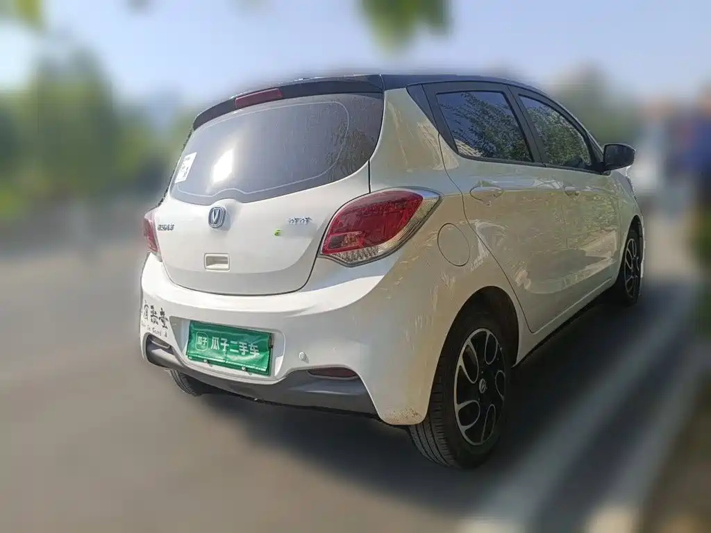Changan Benben E-Star — миниатюра 6