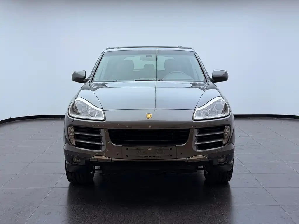 Porsche Cayenne — миниатюра 2