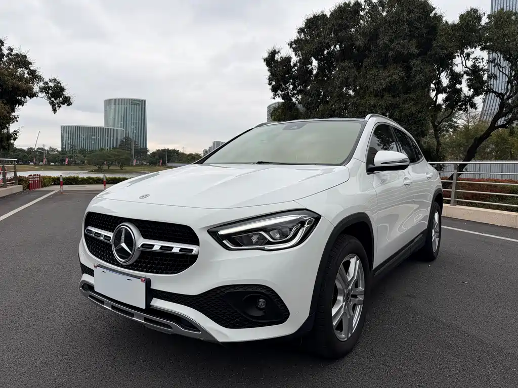 Mercedes-Benz GLA 2022