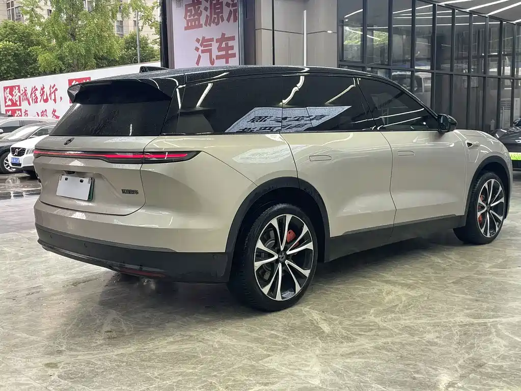 NIO ES8 — миниатюра 7