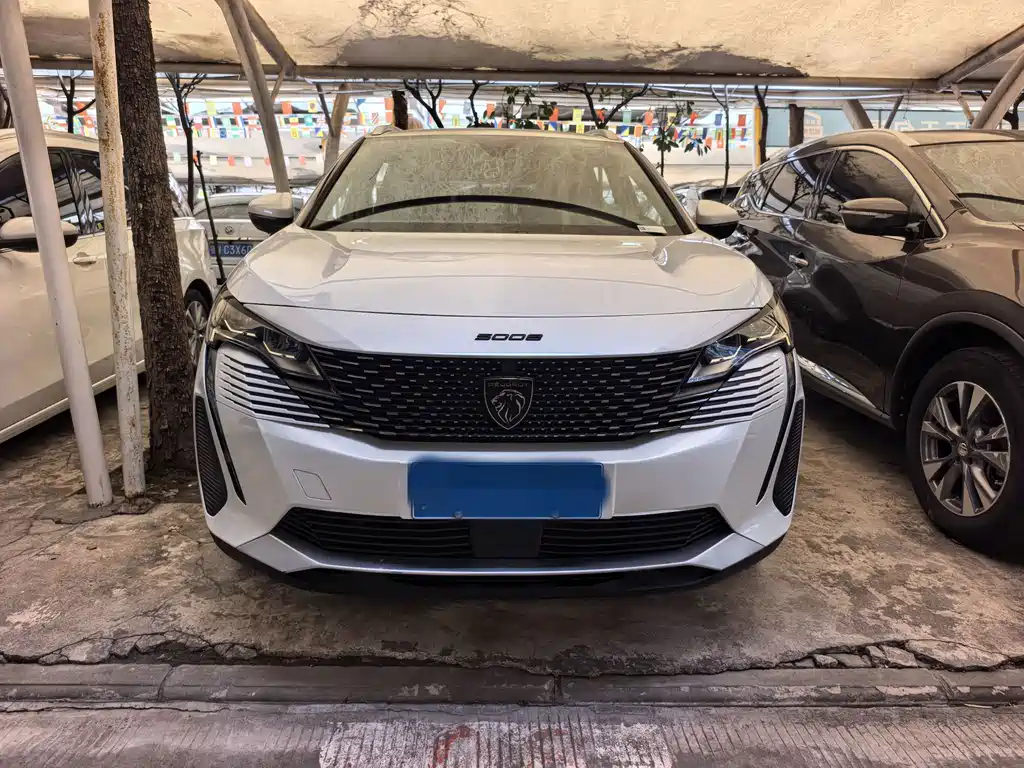 Peugeot 5008 — миниатюра 2