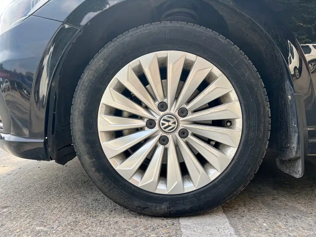 Volkswagen Lavida — миниатюра 14