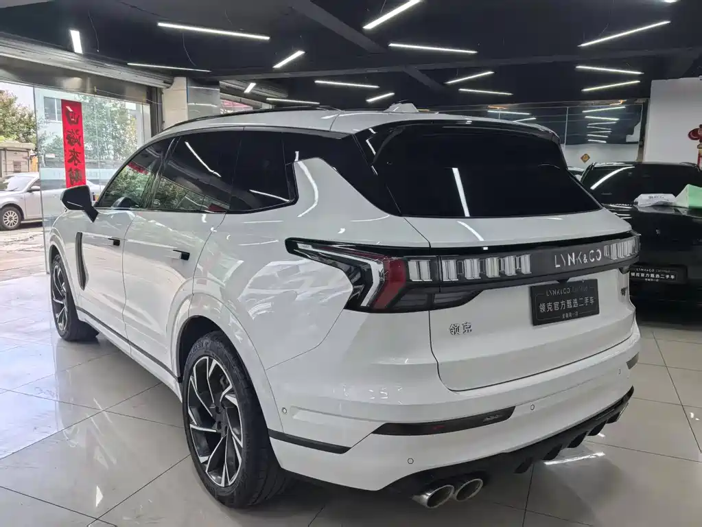 Lynk & Co 09 — миниатюра 14