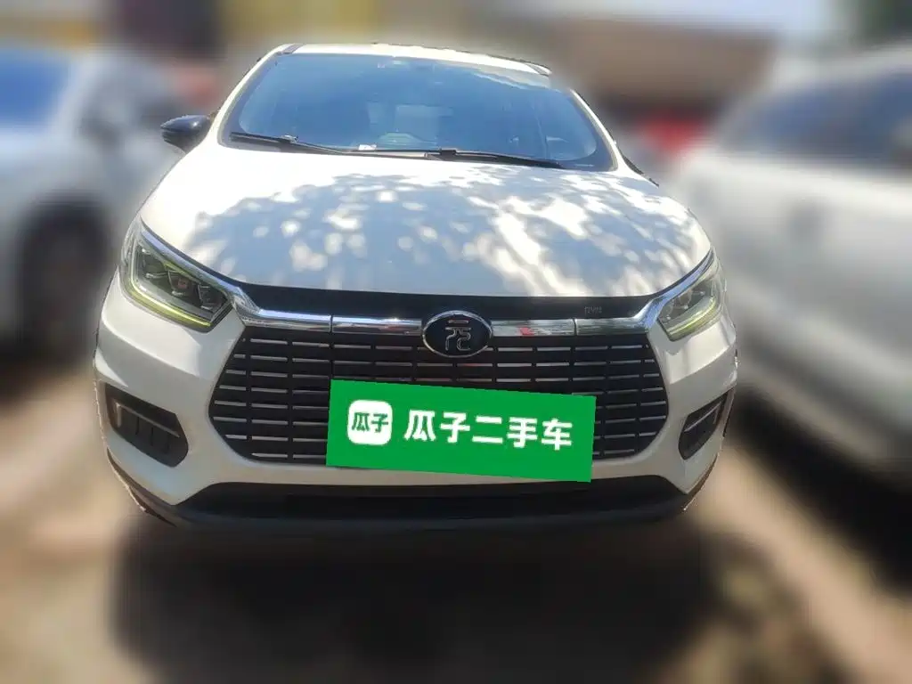 BYD Yuan EV — миниатюра 23