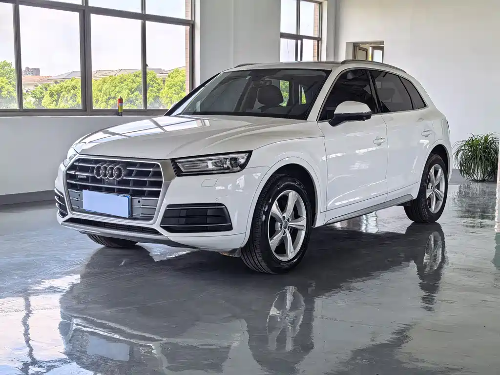 Audi Q5L 2019