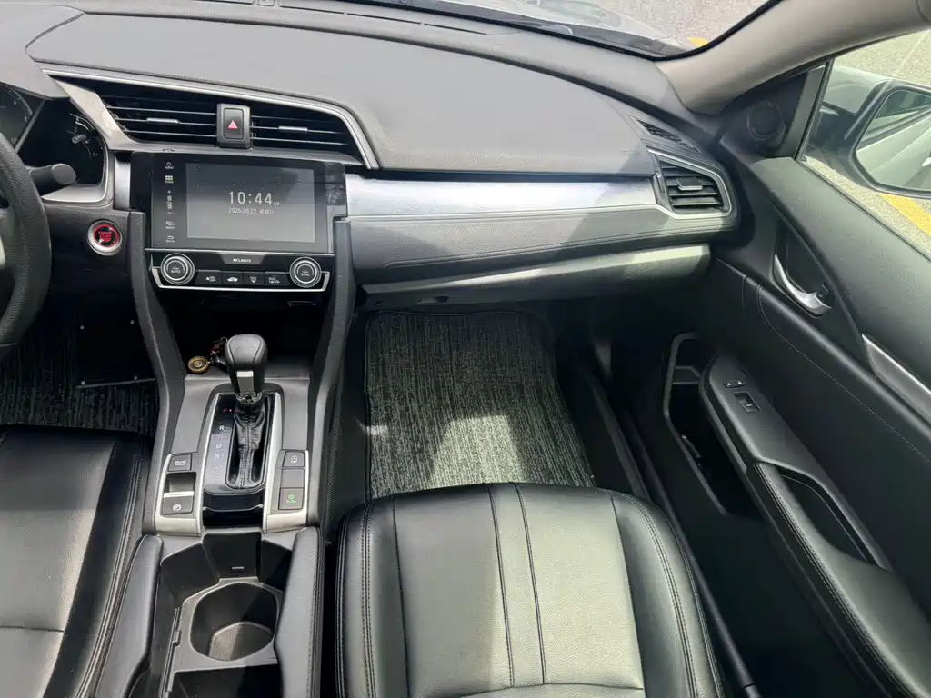 Honda Civic — миниатюра 14