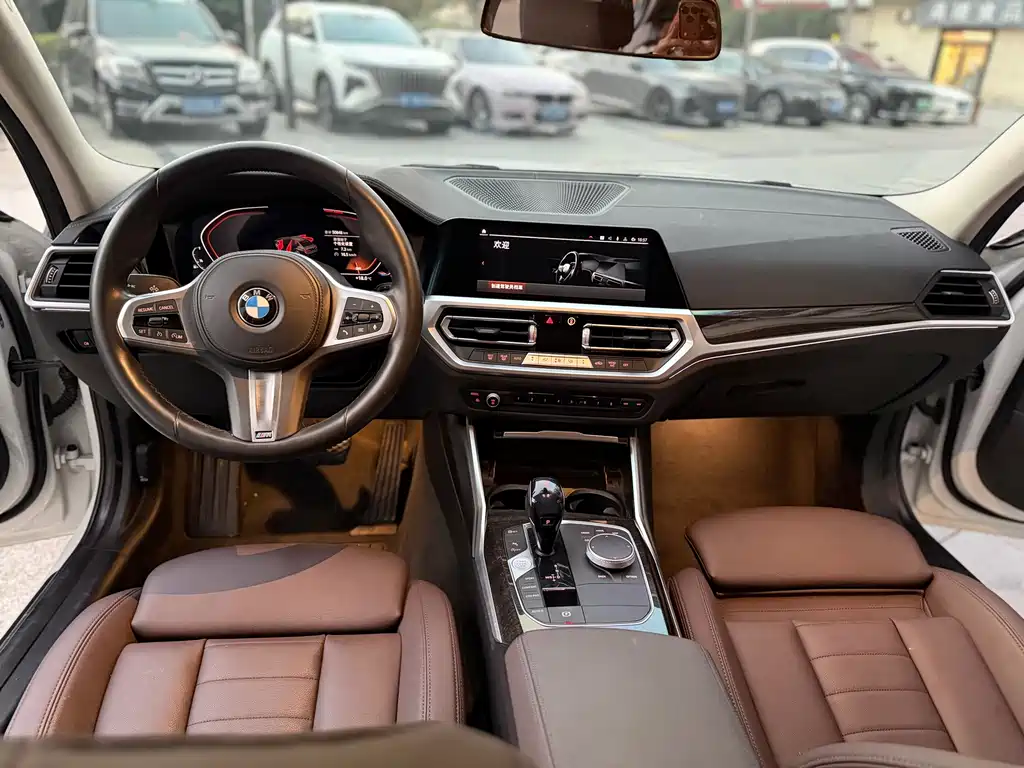 BMW 3 Series — миниатюра 7