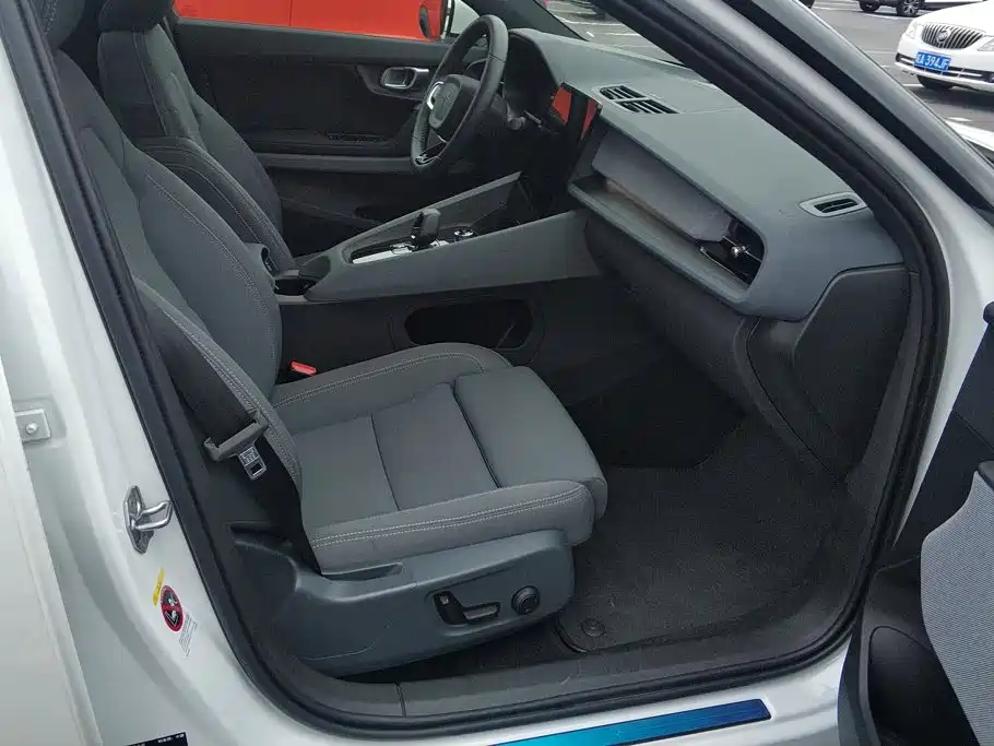 Polestar Polestar 2 — миниатюра 8