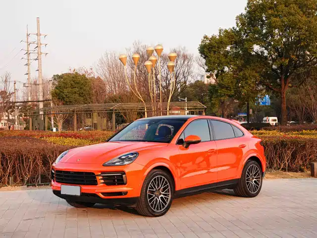 PORSCHE CAYENNE 2019