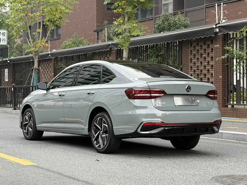 Volkswagen Lavida — миниатюра 17