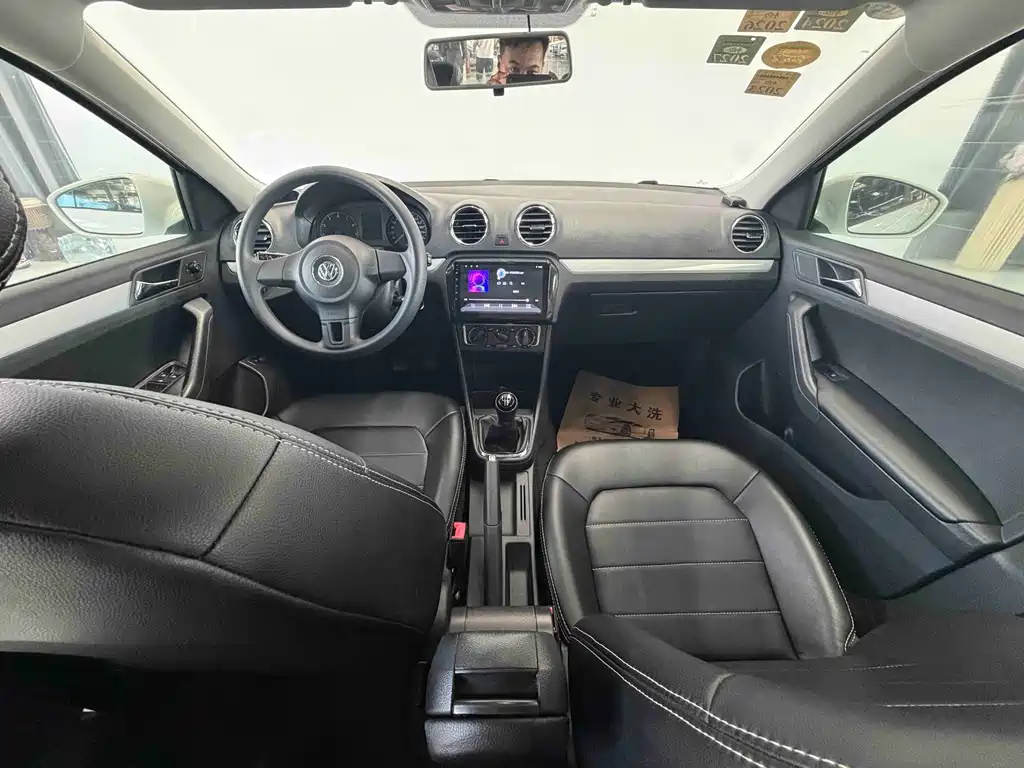 Volkswagen Jetta — миниатюра 13