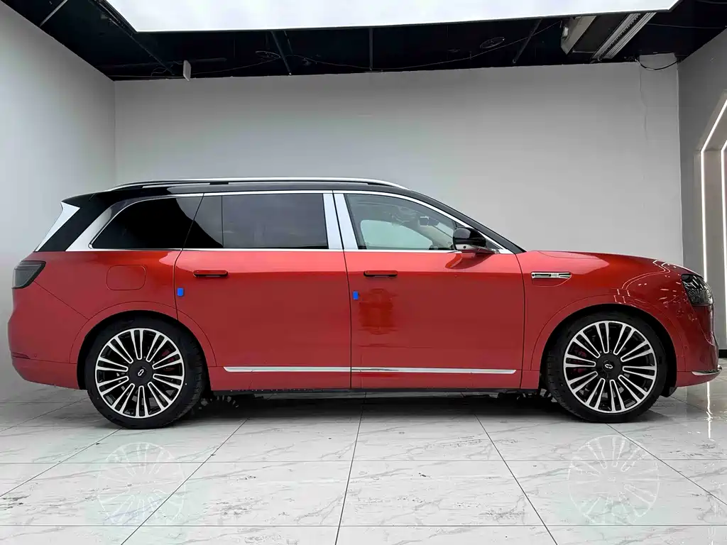 AITO ASK THE WORLD M9