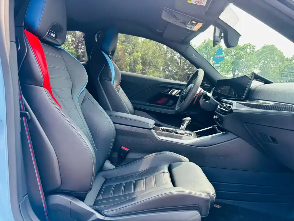 BMW M2 — миниатюра 8