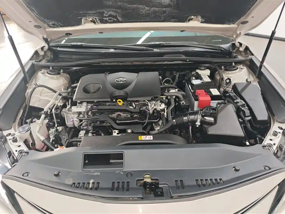 Toyota Camry 2021 2.0G Luxury