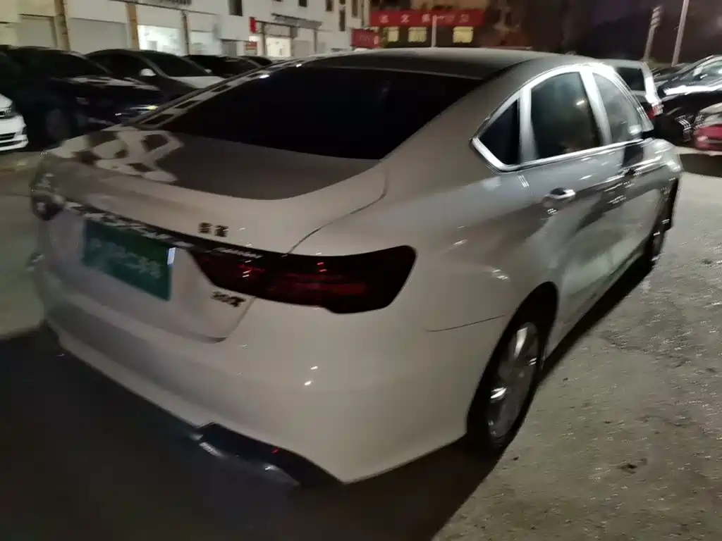 Geely Binrui — миниатюра 7