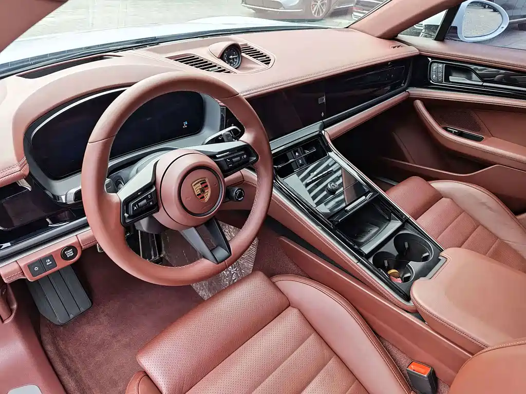 Porsche Panamera — миниатюра 4