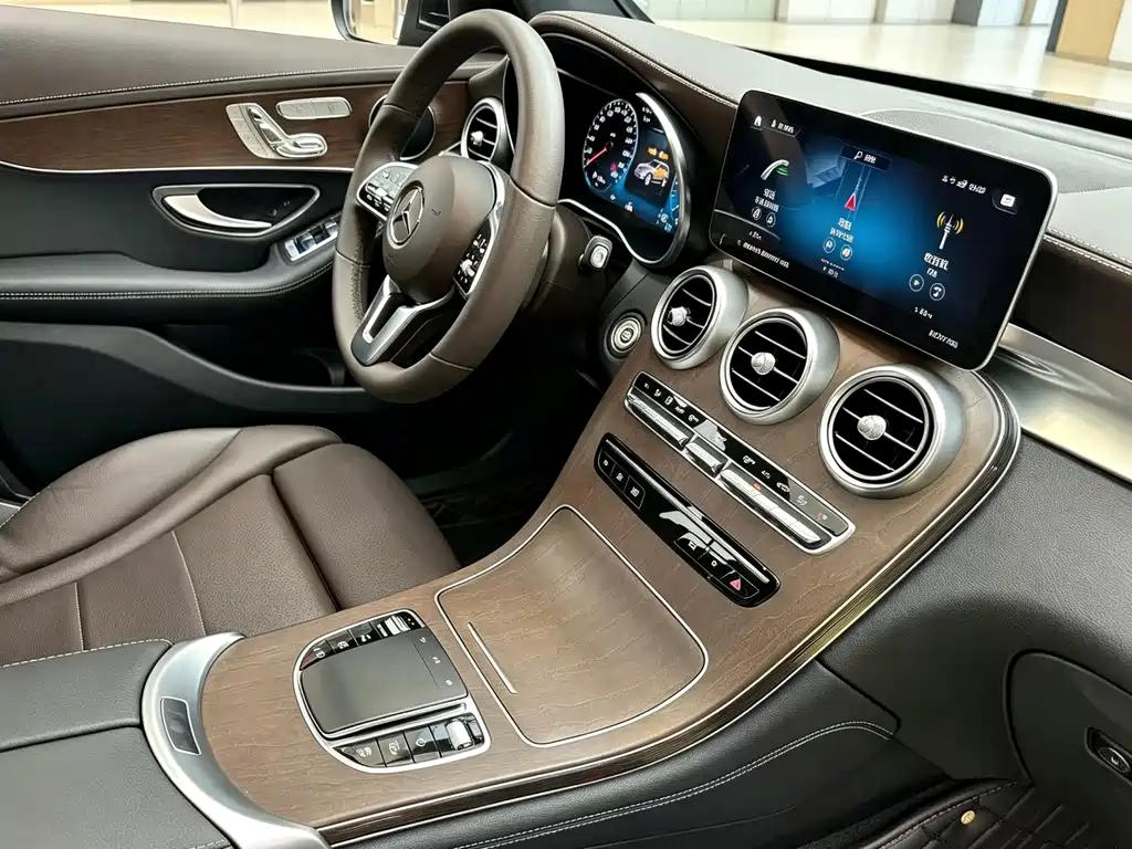 Mercedes-Benz GLC — миниатюра 8