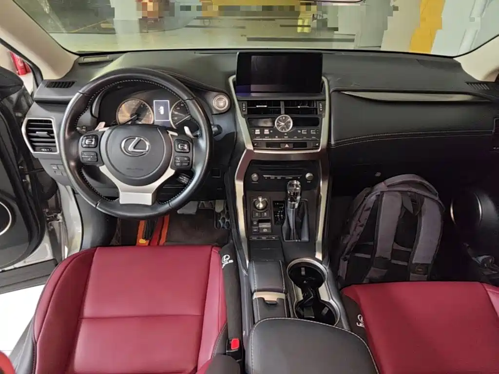 Lexus NX — миниатюра 10
