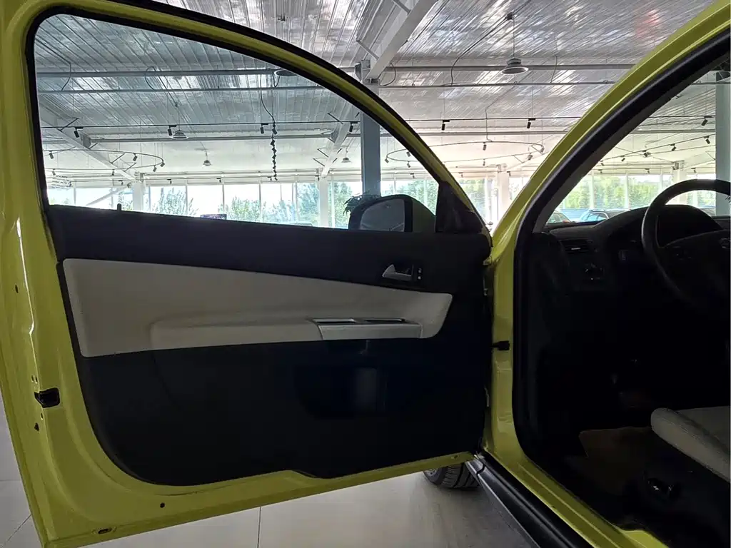Volvo C30 — миниатюра 10