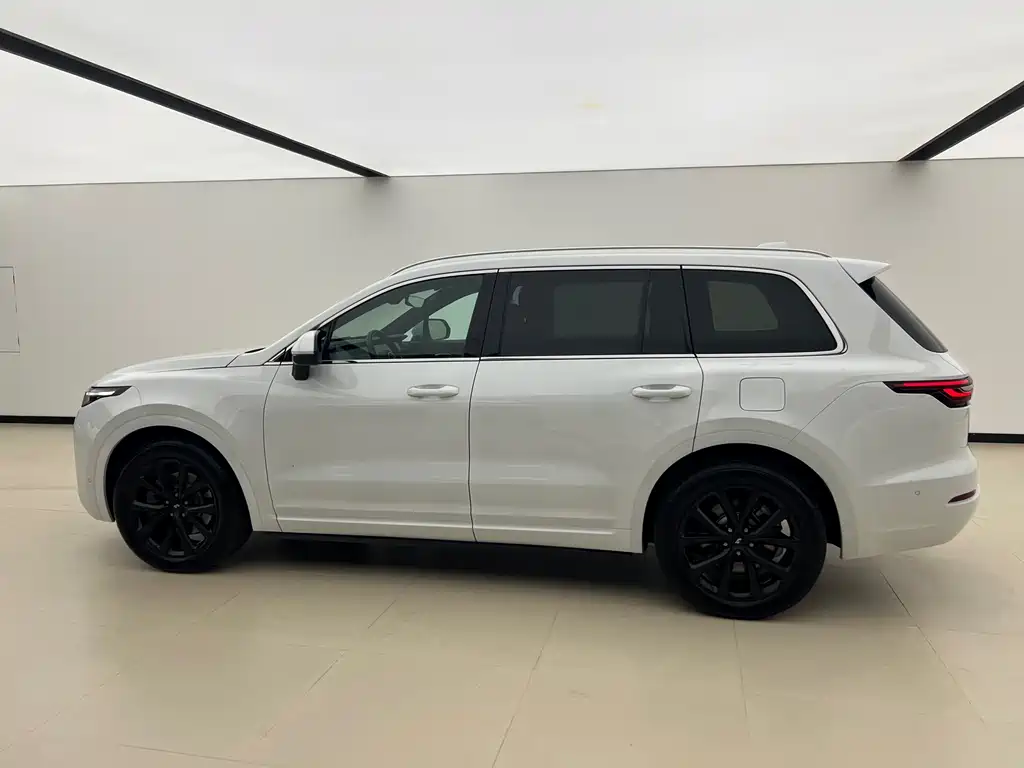 Li Auto Li ONE — миниатюра 4