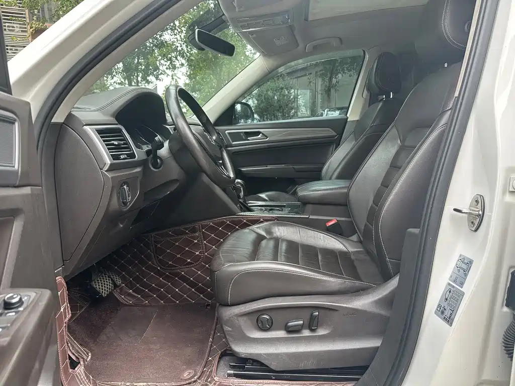 Volkswagen Teramont — миниатюра 7