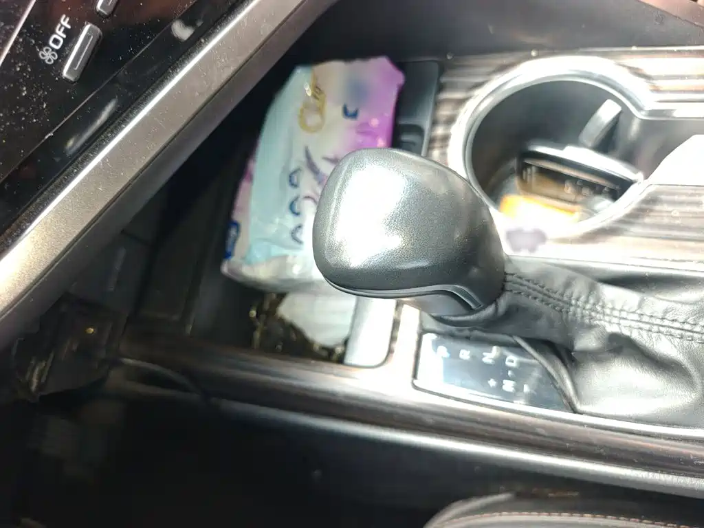Toyota Camry — миниатюра 7