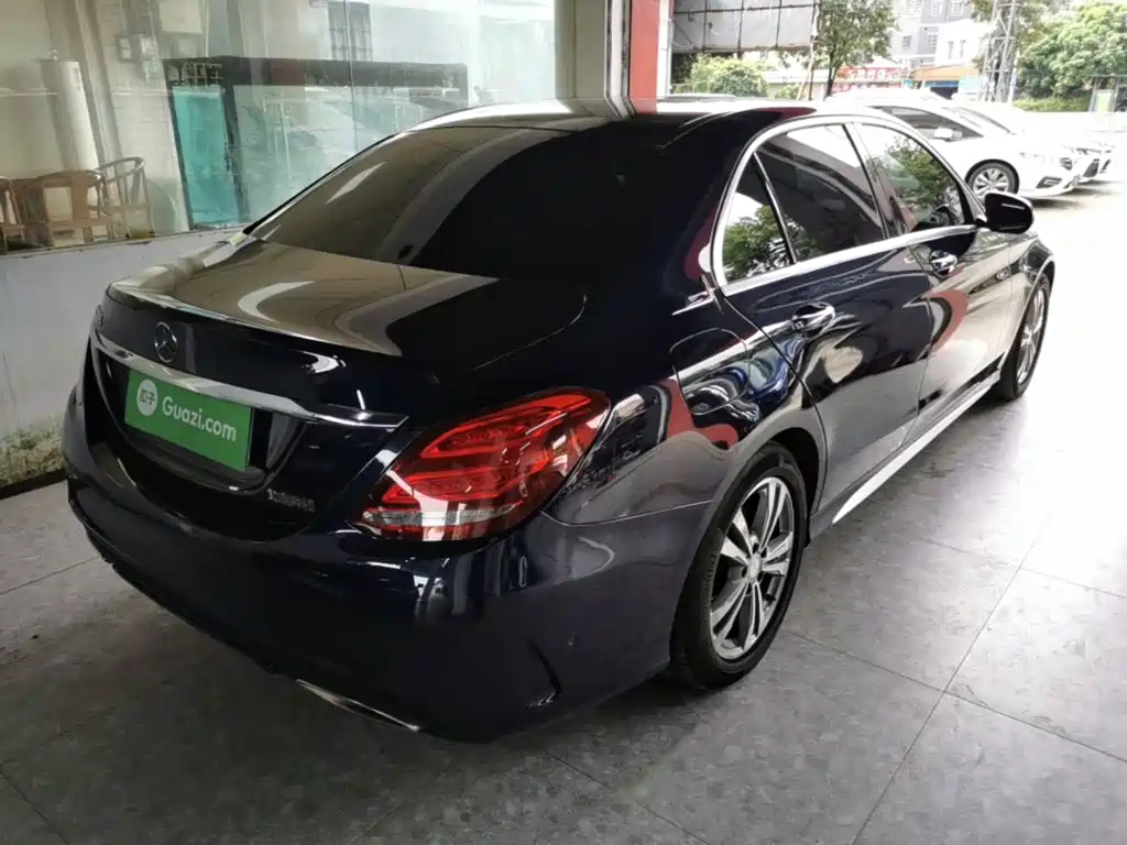 Mercedes-Benz C-Class — миниатюра 7