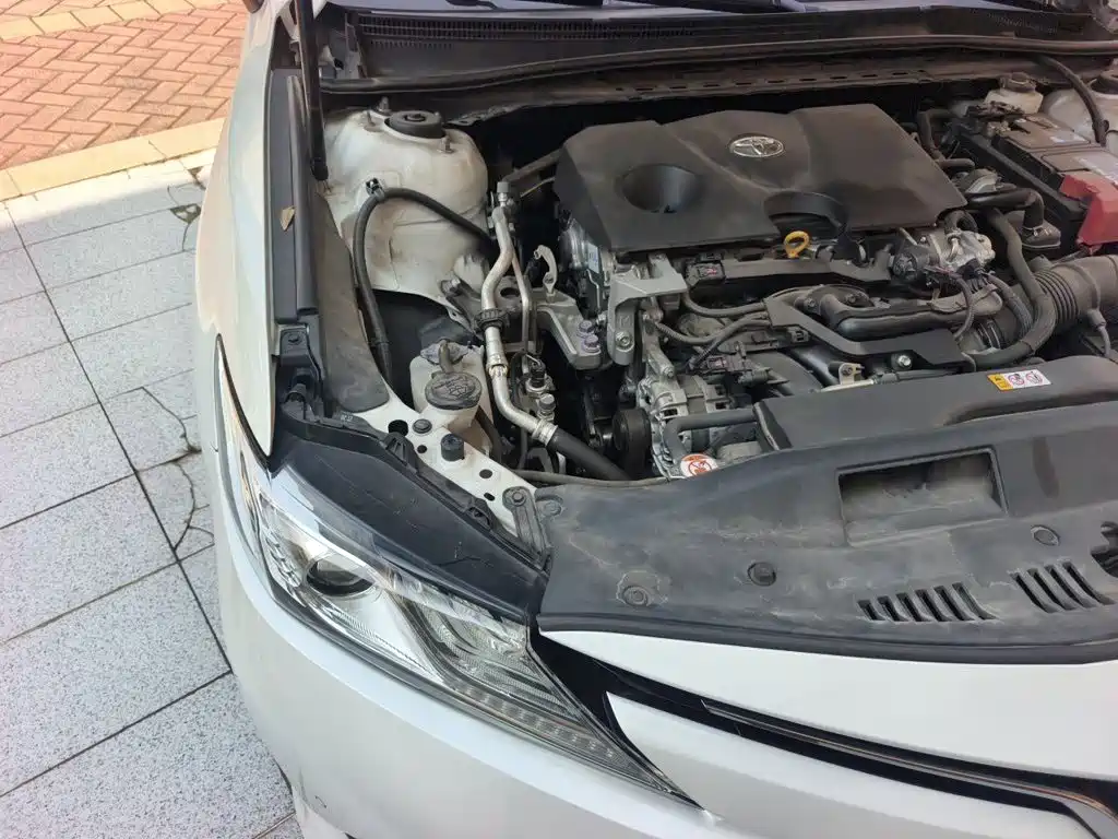 Toyota Camry — миниатюра 19