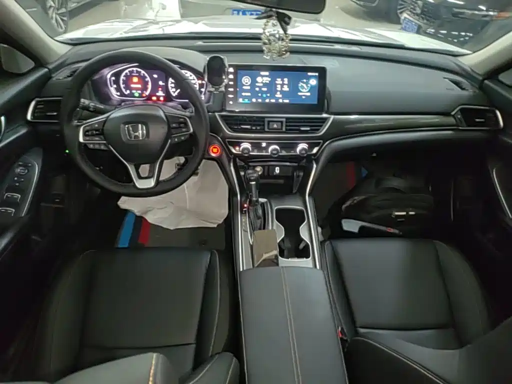 Honda Accord 2022 260TURBO Luxury