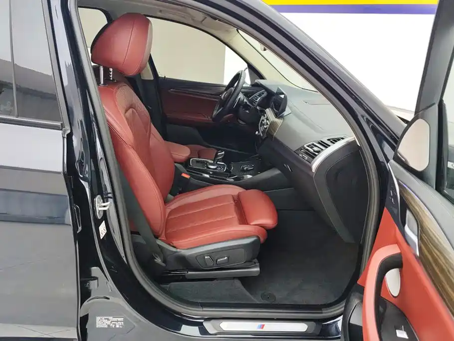 BMW X3 2023 xDrive30i Lead M
