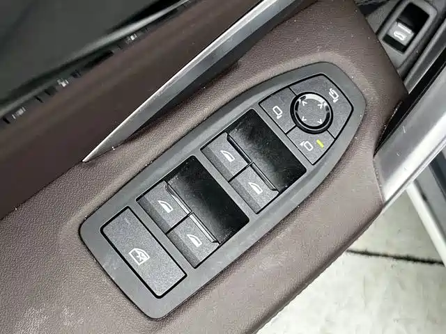 BMW X1 — миниатюра 10